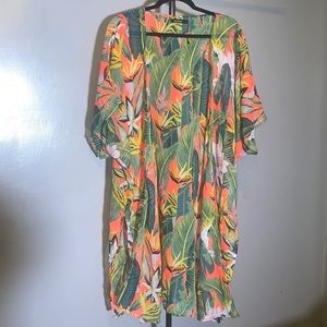 37. Boohoo L Coverup NWOT